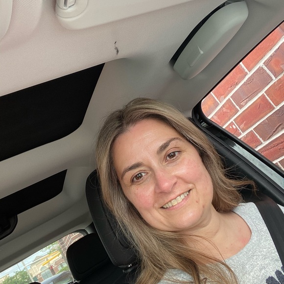 Meet Dani - Picture 3 of 4